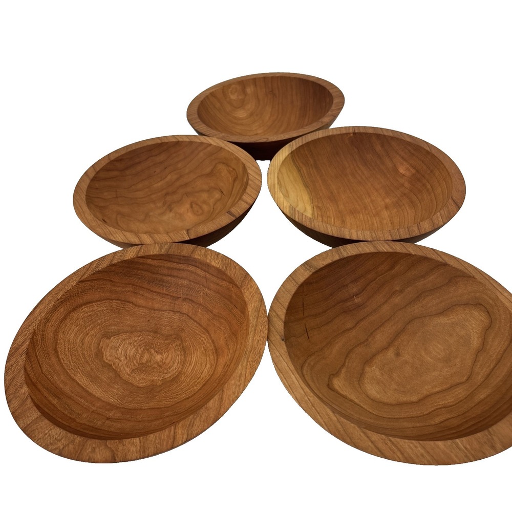 Holland Bowl Mill Michigan Wood Bowl Set of 5 Excellent Condition - Picture 4 of 6